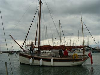 Alice Pellow arriving Yarmouth